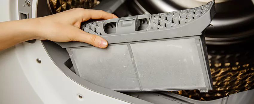 Signs Of A Clogged Dryer Lint Trap in Godfrey, Illinois